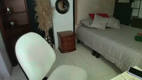sheryl_jones online show from July 26, 12:24 pm