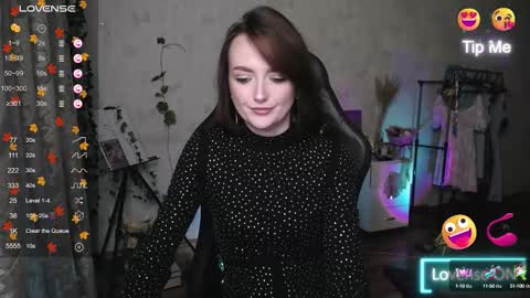 Vanessa online show from October 8, 4:00 pm