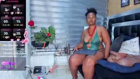 sheyla__ebony online show from June 25, 10:08 am