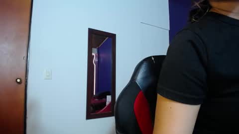 Melissa online show from October 10, 3:50 pm