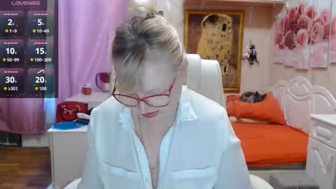 Margo online show from September 30, 5:02 am