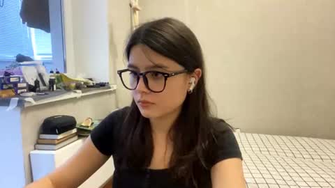 Marie online show from August 3, 2:23 pm