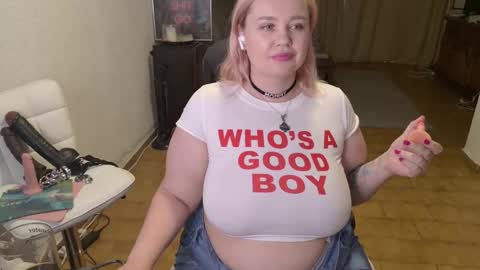 Mimi   online show from February 25, 3:21 pm