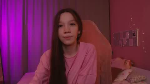 Neila online show from June 11, 3:20 pm