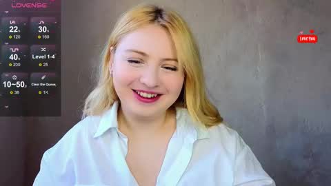 Molly online show from March 11, 12:28 pm