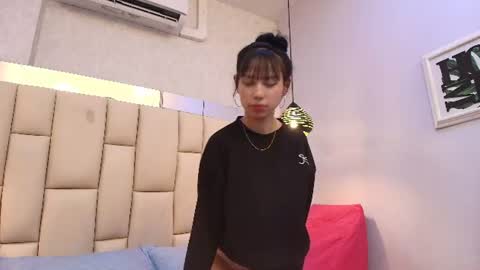 Meii  online show from August 5, 12:44 pm