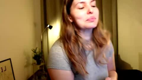 Snapshot of shy_nerd_babyy chatting on January 16, 4:50 pm shy_nerd_babyy online show from January 16, 4:50 pm