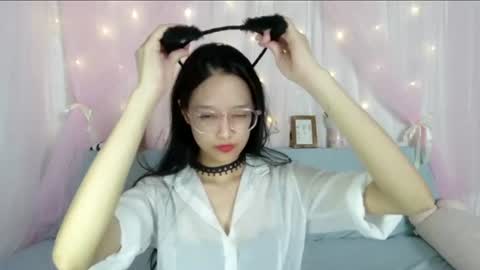shy_pink_doll online show from July 31, 3:57 pm