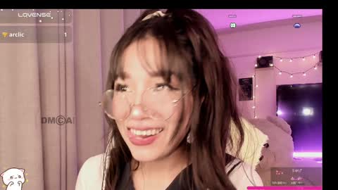 Snapshot of shyangie24 chatting on January 8, 4:02 am Angeline 3 independent come here when am horny... online show from January 8, 4:02 am