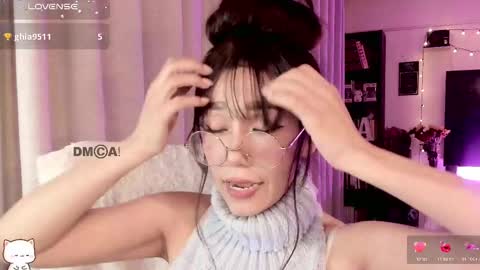 Snapshot of shyangie24 chatting on October 18, 4:04 am Angeline 3 independent come here when am horny... online show from October 18, 4:04 am