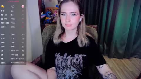 Effie online show from October 19, 3:47 pm