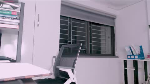 Shyn online show from March 10, 5:06 pm