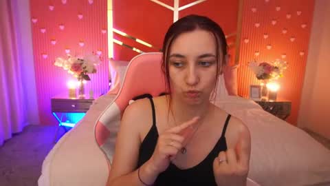 shyy_jany online show from June 26, 2:18 pm