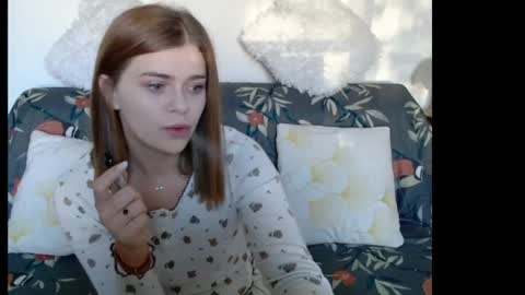 Zoey online show from December 16, 7:37 am