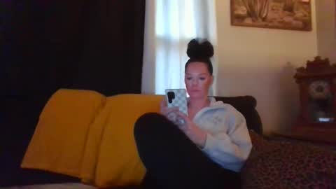 Mrs. St. Patrickk online show from February 12, 8:32 pm