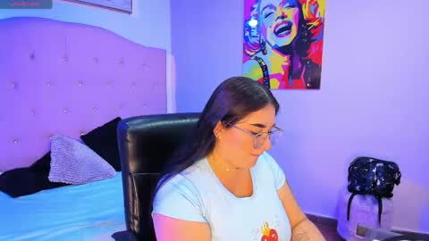 SIENNA  online show from March 24, 12:54 pm