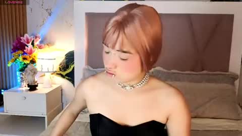 Sienna Desieree online show from July 15, 1:49 pm