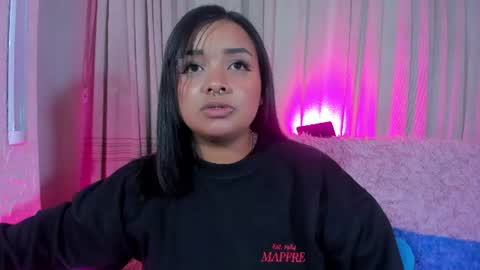 sienna_lux01 online show from June 17, 3:19 am