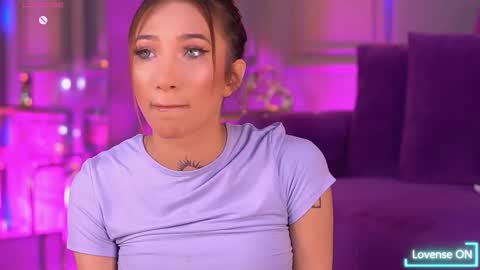 Sienna online show from November 14, 7:25 pm