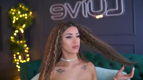 Sienna online show from January 10, 11:26 am