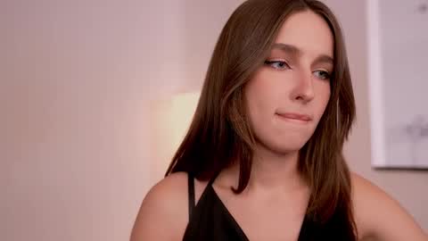 Snapshot of silent_chill chatting on February 23, 11:47 am Chilli online show from February 23, 11:47 am