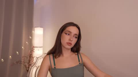 Snapshot of silent_chill chatting on March 2, 11:09 am Chilli online show from March 2, 11:09 am