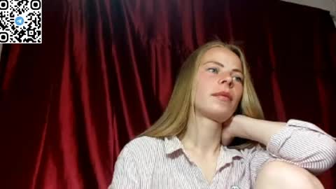 JULIANA online show from April 29, 9:09 pm