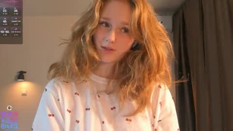 Call me Mia online show from October 17, 6:11 pm