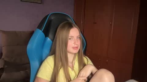 Erica online show from June 16, 5:36 pm