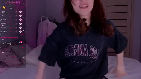 silly___woman online show from May 4, 7:39 pm