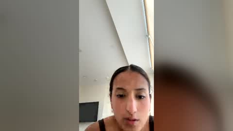 sillyme789888 online show from July 23, 10:51 pm