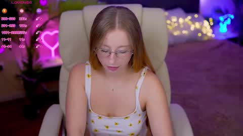  Kristina Kris  online show from October 7, 8:46 pm