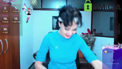 Silvia Wallec online show from March 12, 11:42 am