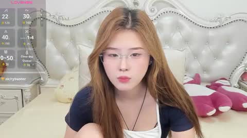 simonastephanie online show from June 26, 1:07 am