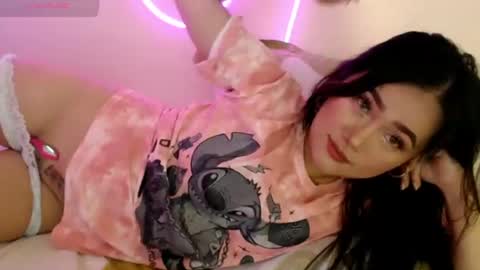 Adrianna Fowler online show from July 9, 2:03 am
