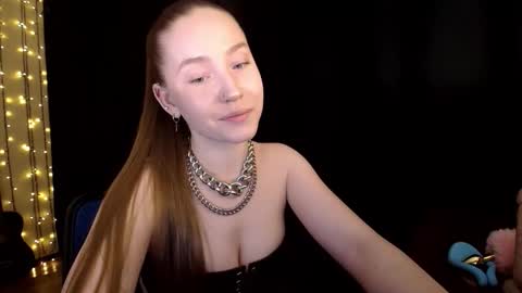 Sindi online show from February 14, 3:47 pm