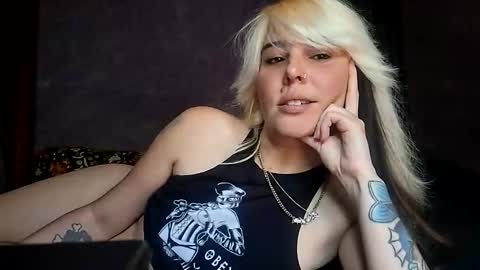 Aussie Sindy Rocker online show from June 4, 11:53 pm