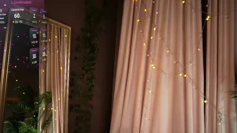 Alice online show from February 19, 2:05 pm