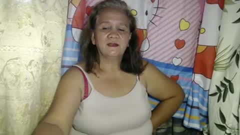 Snapshot of single_momma68 chatting on October 25, 4:09 am Single momma68 online show from October 25, 4:09 am