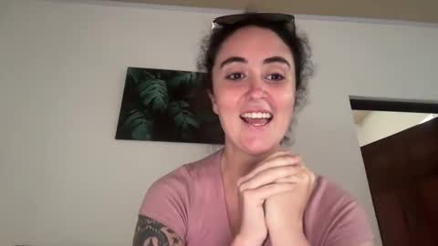 sinnin299 online show from January 18, 10:28 pm