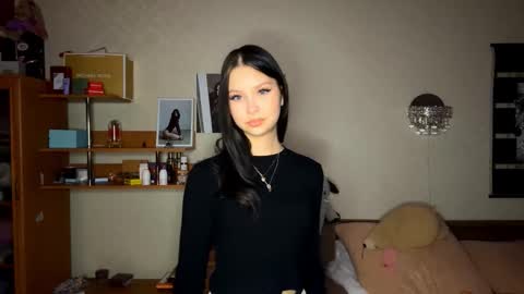 Emma online show from December 1, 11:03 am