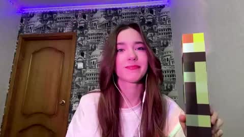 Anna online show from January 17, 1:29 pm