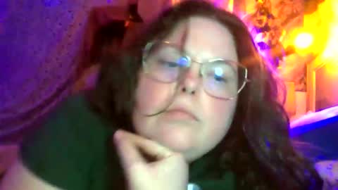 Siofra online show from May 2, 2:26 am