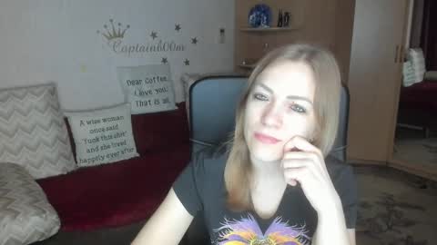 sirenasilk online show from November 19, 3:39 am