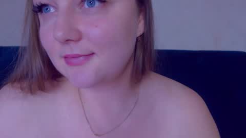 Snapshot of sisifire chatting on October 6, 9:37 am sisifire online show from October 6, 9:37 am