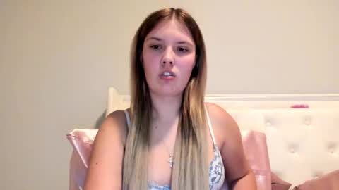 skiimaskabby online show from September 11, 2:56 am