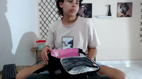 skinny online show from May 3, 2:04 am