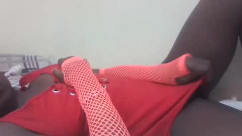 Snapshot of skinny_petite18 chatting on September 28, 5:58 am Munah online show from September 28, 5:58 am