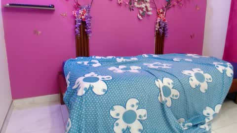 barbi online show from March 3, 1:11 am