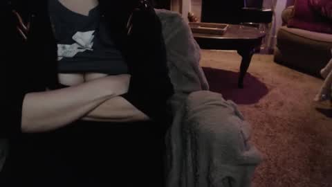 SKYLE   online show from April 28, 2:27 am